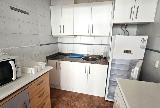 Resale - Bungalow - Torrevieja - Doña ines