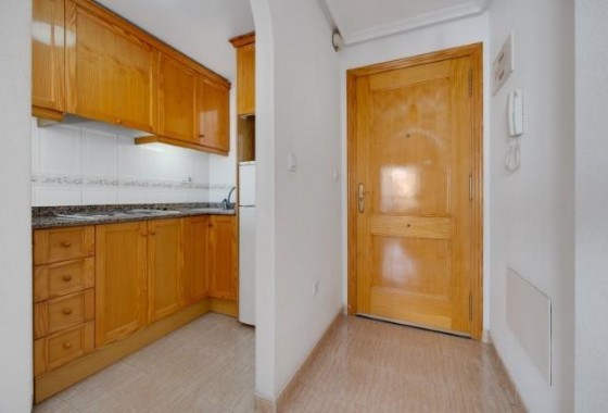 Resale - Apartment - Torrevieja - Centro