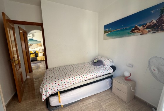 Resale - Apartment - Torrevieja - Acequion