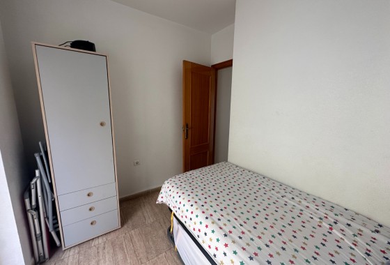 Segunda Mano - Apartamento - Torrevieja - Acequion