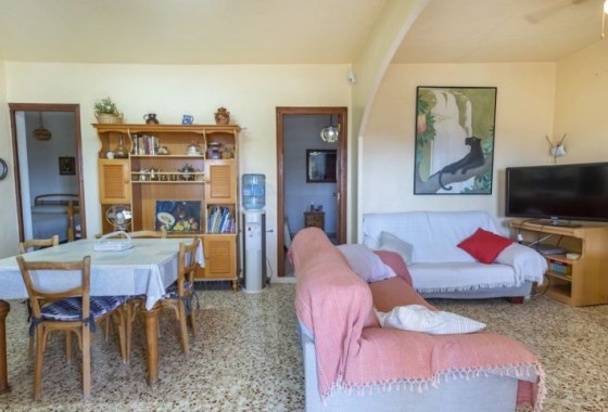 Resale - country house - Hondón de las Nieves