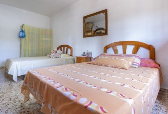 Resale - country house - Hondón de las Nieves