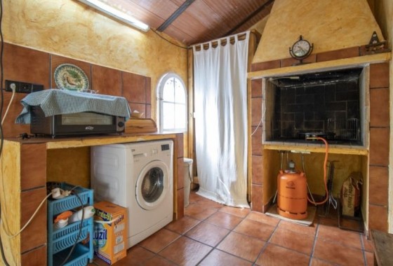 Resale - country house - Hondón de las Nieves