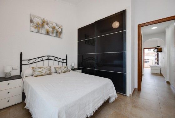 Resale - Bungalow - Torrevieja - Los Frutales