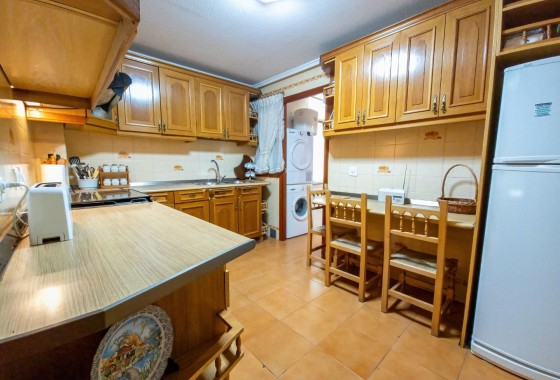 Resale - Apartment - Torrevieja - Puerto