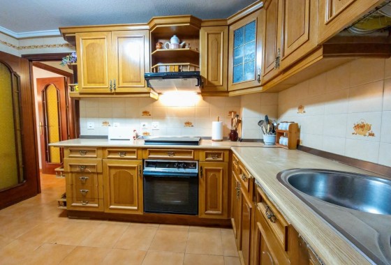 Resale - Apartment - Torrevieja - Puerto