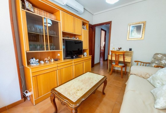 Resale - Apartment - Torrevieja - Puerto