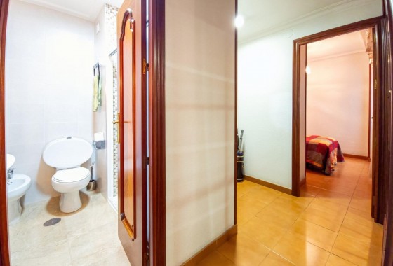 Resale - Apartment - Torrevieja - Puerto