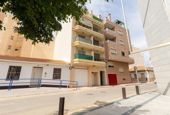 Resale - Apartment - Torrevieja - La Mata