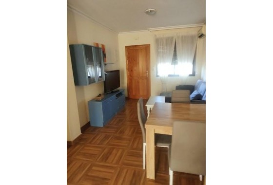 Resale - Bungalow - Torrevieja - Aguas nuevas 2