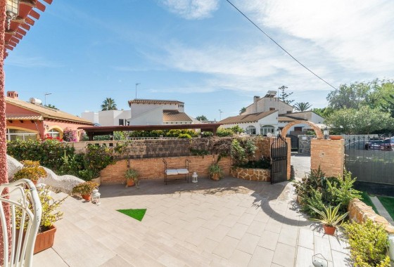 Resale - Detached Villa - Orihuela Costa - Punta Prima