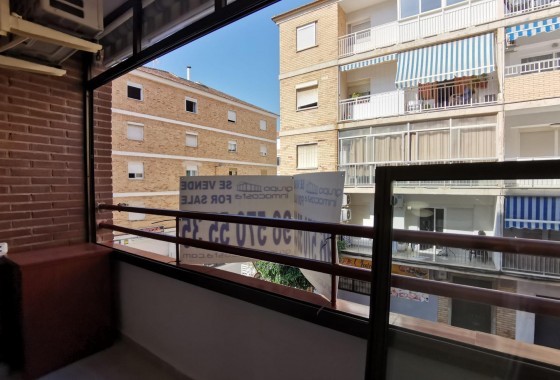 Resale - Apartment - Torrevieja - Estacion de autobuses