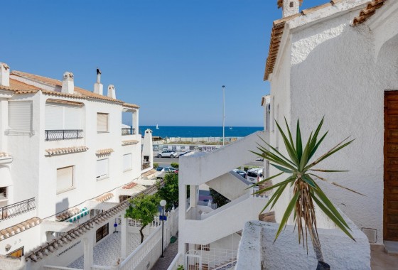 Resale - Bungalow - Torrevieja - Playa de los Naufragos