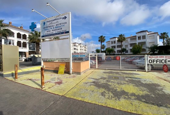 Resale - Commercial - Orihuela Costa - Villamartin*