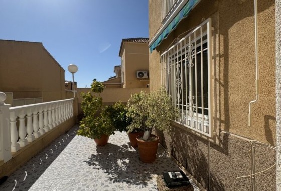 Resale - Detached Villa - Torrevieja