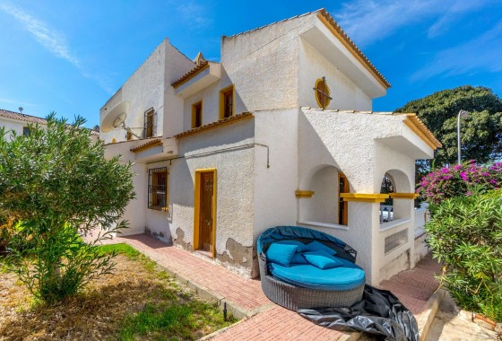 Resale - Detached Villa - Torrevieja - Los altos