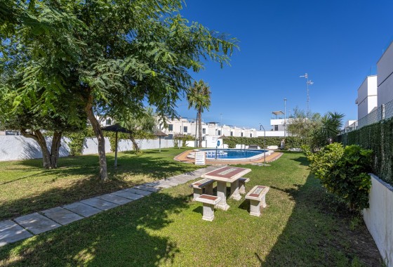 Resale - Townhouse - Orihuela Costa - Villamartín