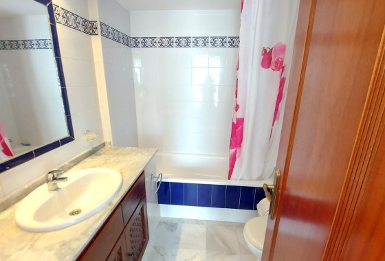 Resale - Apartment - Torrevieja - Habaneras