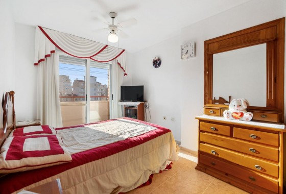 Segunda Mano - Apartamento - Torrevieja - Calas blanca