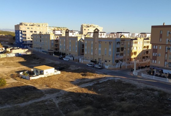 Resale - Apartment - Torrevieja - La Mata pueblo