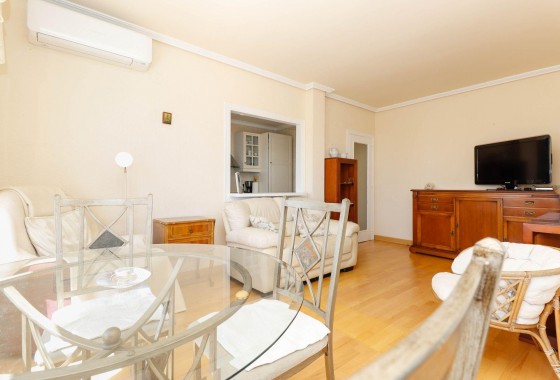 Resale - Apartment - Torrevieja - Cabo cervera