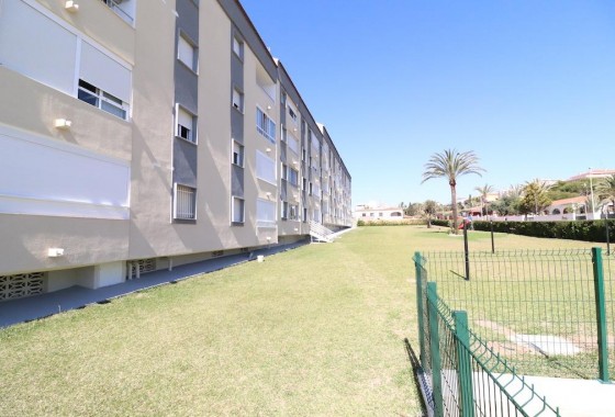 Resale - Apartment - Torrevieja - Punta prima