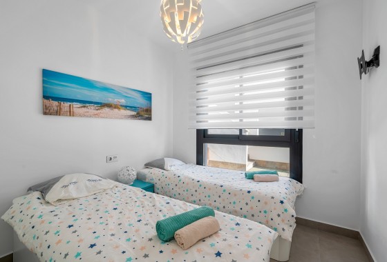 Resale - Apartment - Pilar de la Horadada