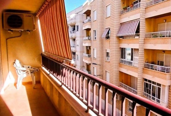 Resale - Apartment - Torrevieja - Centro