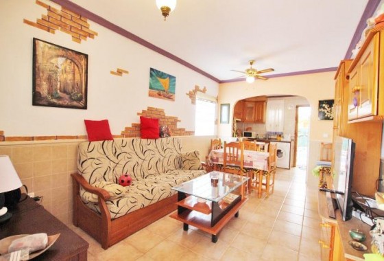 Resale - Bungalow - Guardamar del Segura - El Edén - Los Estaños