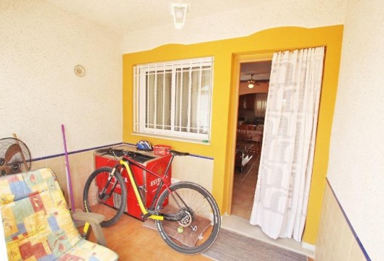 Resale - Bungalow - Guardamar del Segura - El Edén - Los Estaños