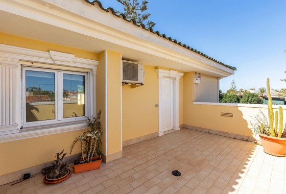 Resale - Detached Villa - Torrevieja - Torreta florida