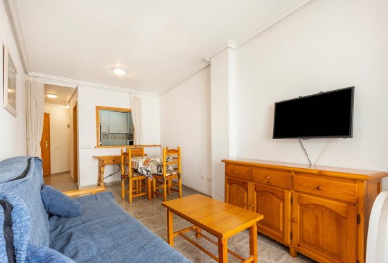 Resale - Apartment - Torrevieja - La Mata pueblo