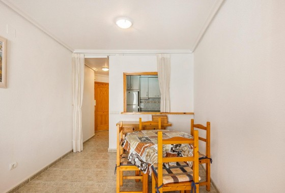 Resale - Apartment - Torrevieja - La Mata pueblo