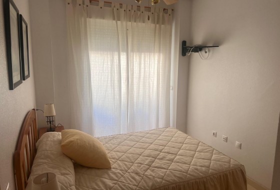 Resale - Apartment - Torrevieja - Habaneras