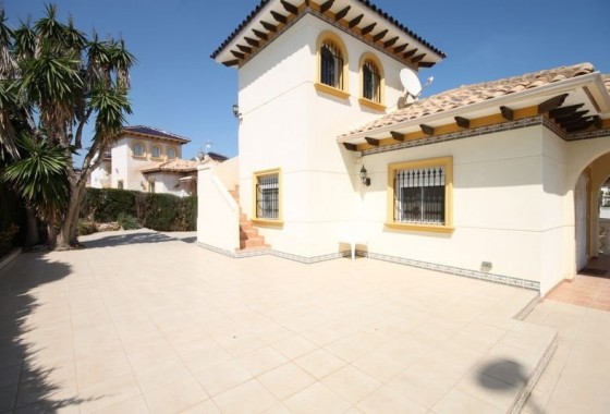 Resale - Detached Villa - Orihuela Costa - La Zenia