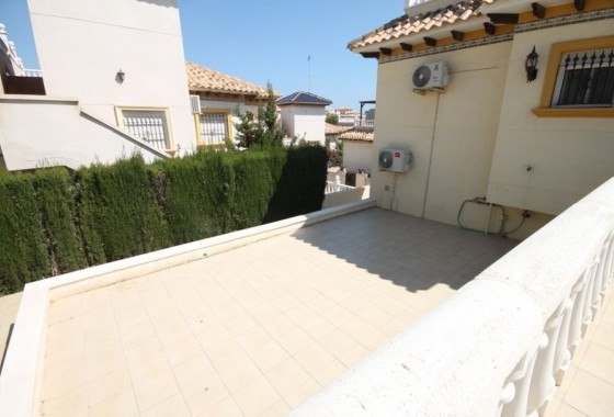 Revente - Villa - Orihuela Costa - La Zenia