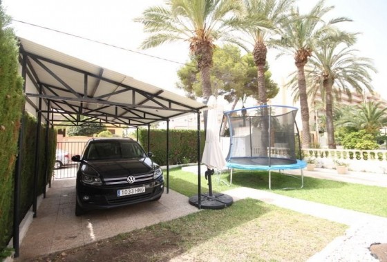 Resale - Semi-Detached Villa - Orihuela Costa - Punta Prima