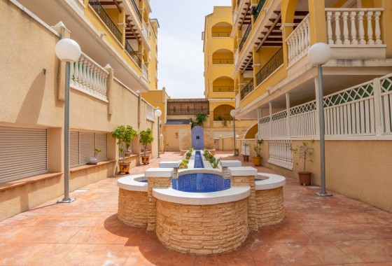 Resale - Apartment - Algorfa