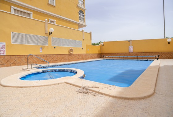 Resale - Apartment - Algorfa