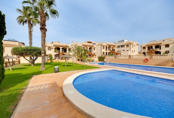 Segunda Mano - Bungalow - Torrevieja - Sector 25