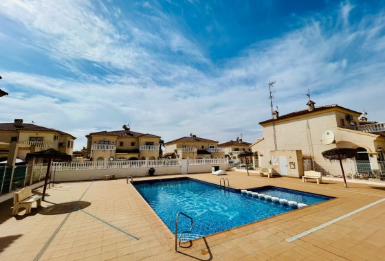 Resale - Single Family Home - Torrevieja - Sector 25