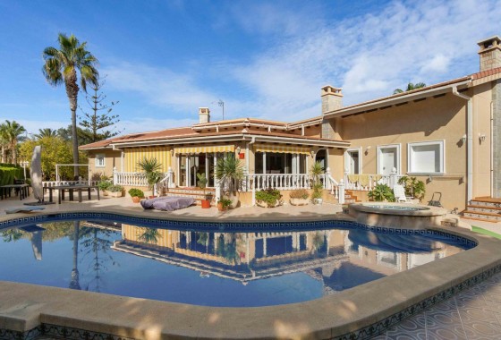 Resale - Detached Villa - Cabo Roig - MUY CERCA DE LA PLAYA