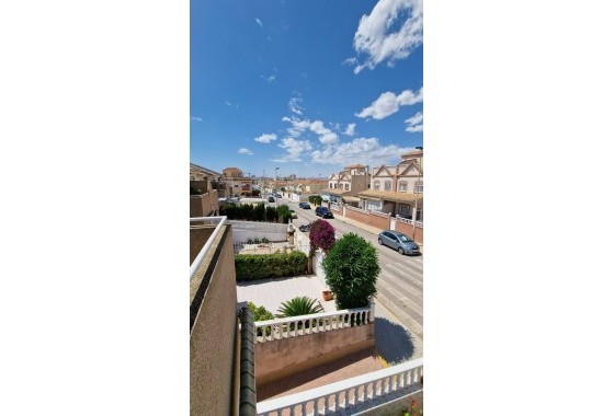 Resale - Bungalow - Torrevieja - Aguas nuevas 1