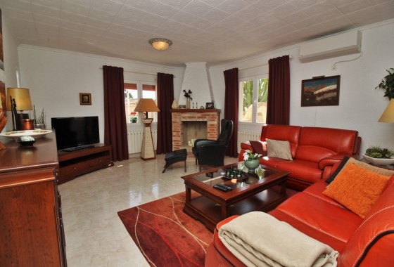 Resale - Detached Villa - Torrevieja - La Siesta