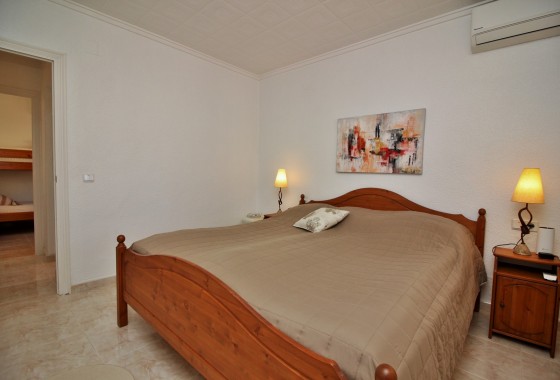 Resale - Detached Villa - Torrevieja - La Siesta