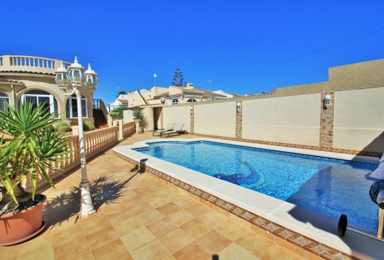 Resale - Detached Villa - Torrevieja - La Siesta