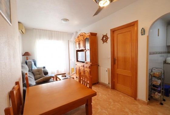 Segunda Mano - Apartamento - Torrevieja - Acequion