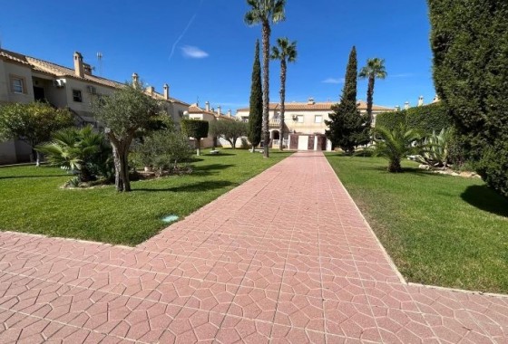 Resale - Bungalow - Orihuela Costa