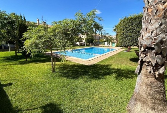 Resale - Bungalow - Orihuela Costa