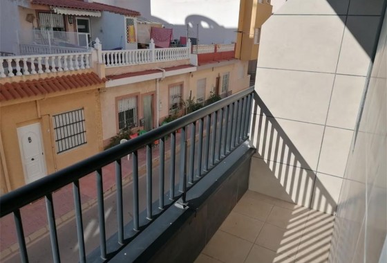 Resale - Apartment - Torrevieja - La Mata pueblo